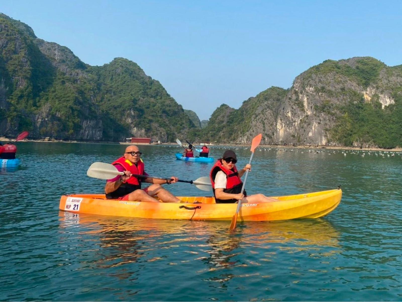 Hotel Lan Ha Lotus Cruise Ha Long Exterior foto